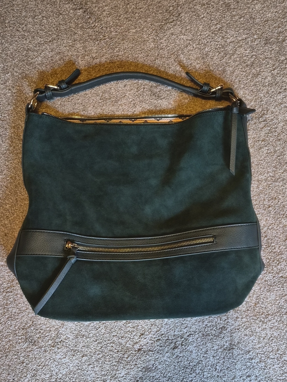 NWOT Beautiful Green Suede Hobo Shoulder Bag